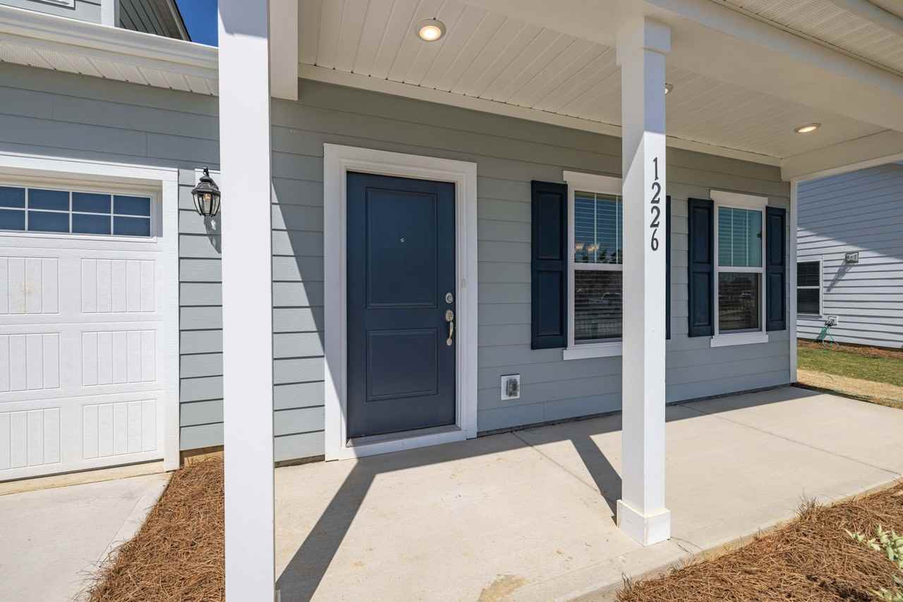 1226 Stone Marker Dr - Photo 2 of 32