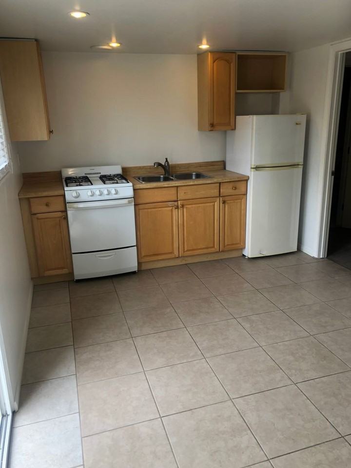 1840 S Nevada St - Photo 3 of 6