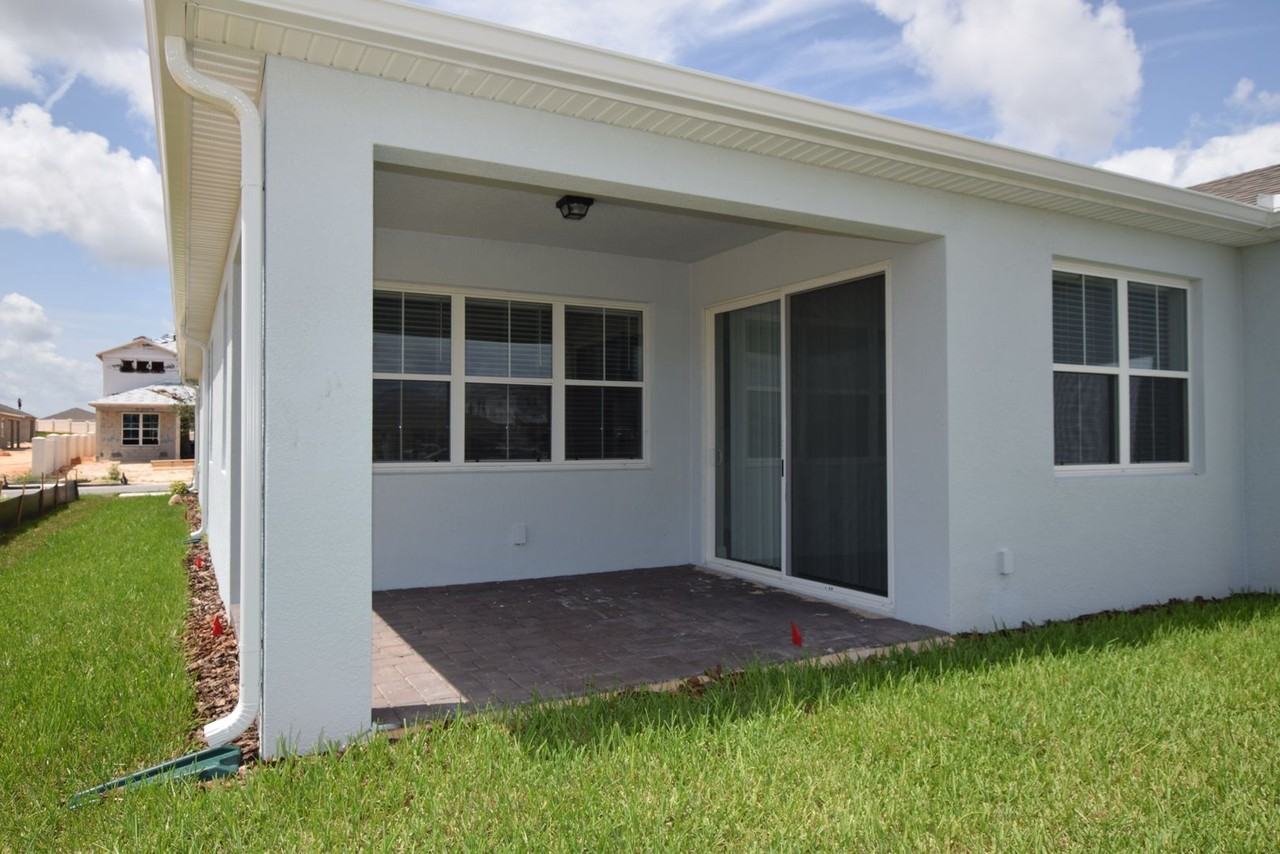 15398 Blue Spruce Dr - Photo 3 of 33