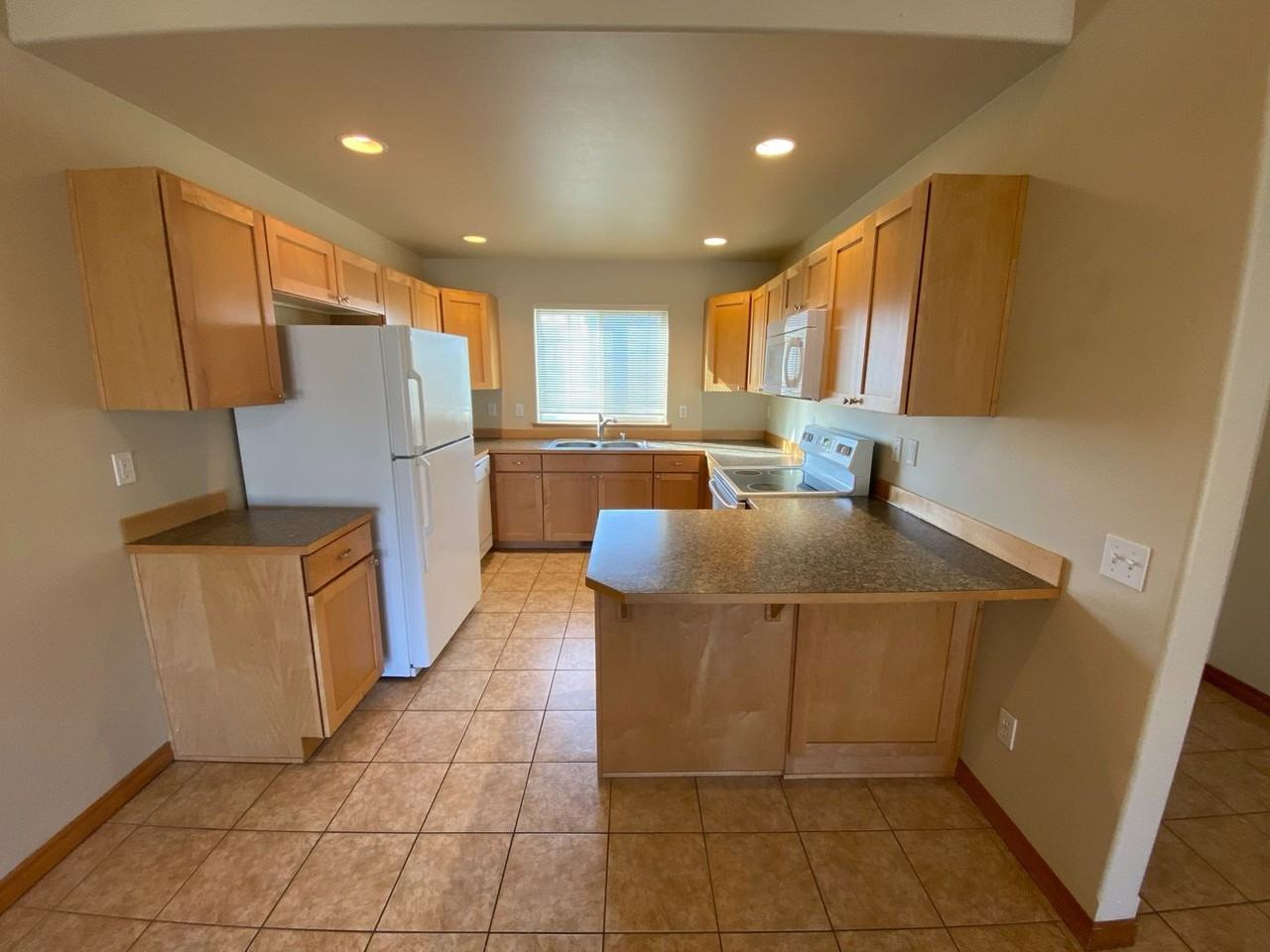 1809 E 14th Ave - Photo 6 of 29