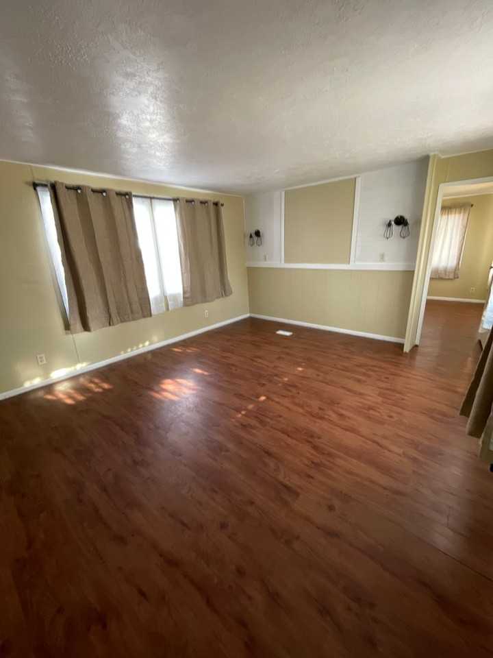 681 E Ash St - Photo 3 of 21