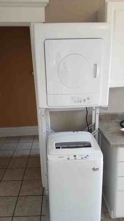 2592 East Ave - Photo 5 of 13