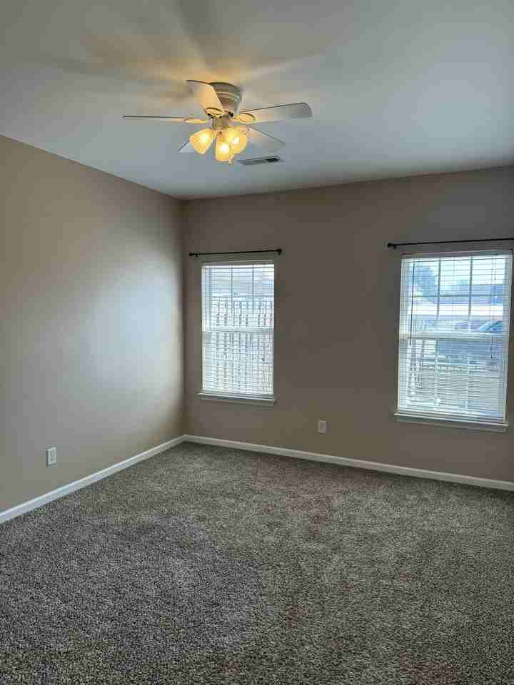 138 Alexander Dr #1 - Photo 2 of 25