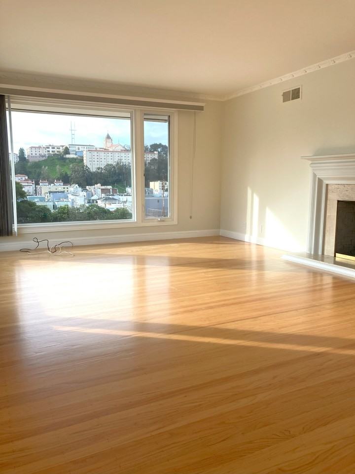 304 Euclid Ave - Photo 2 of 9