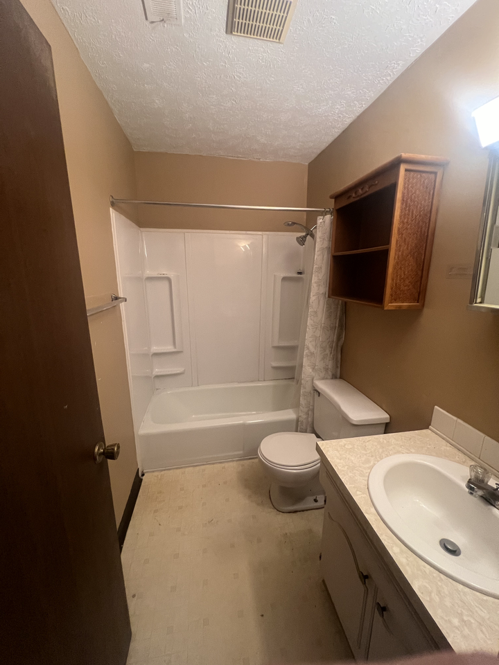 Wilmich Dr #2020 - Photo 3 of 6