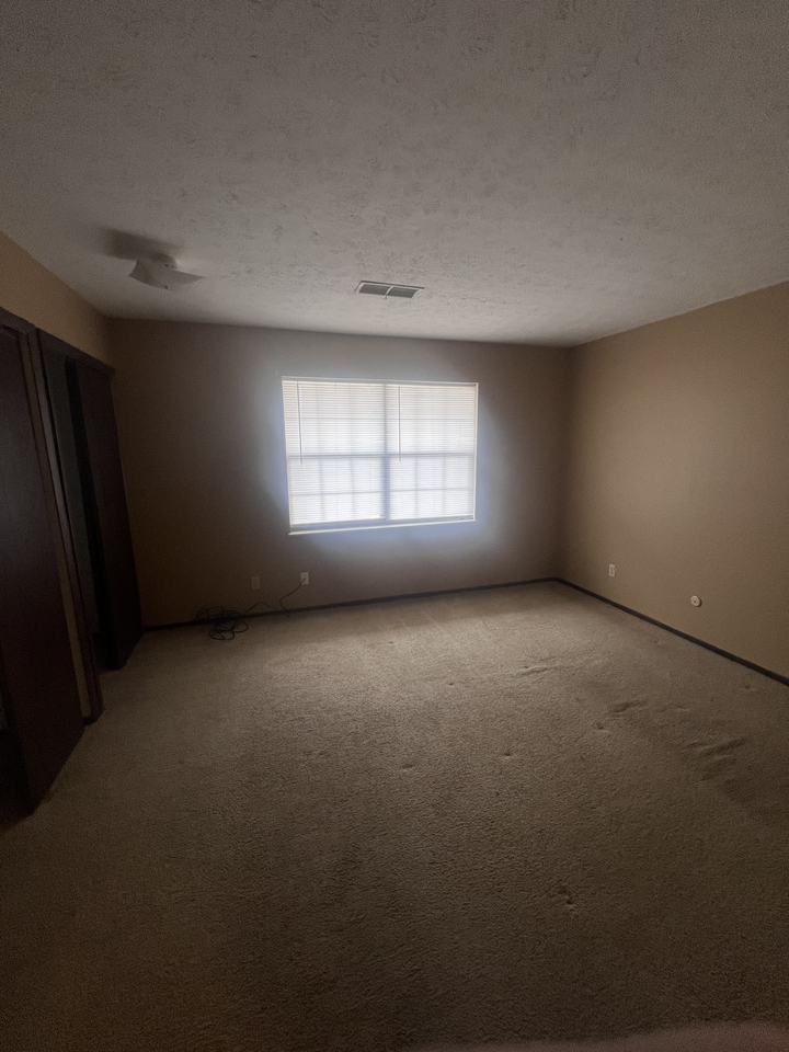 Wilmich Dr #2020 - Photo 6 of 6