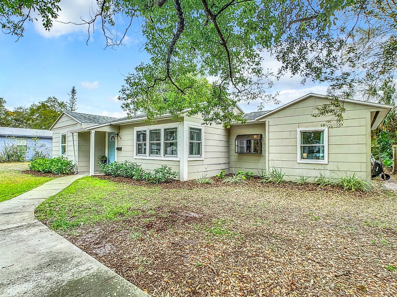 625 75th St N #A - Photo 2 of 33