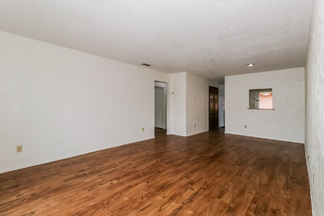 323 W William Cannon Dr #A - Photo 2 of 28