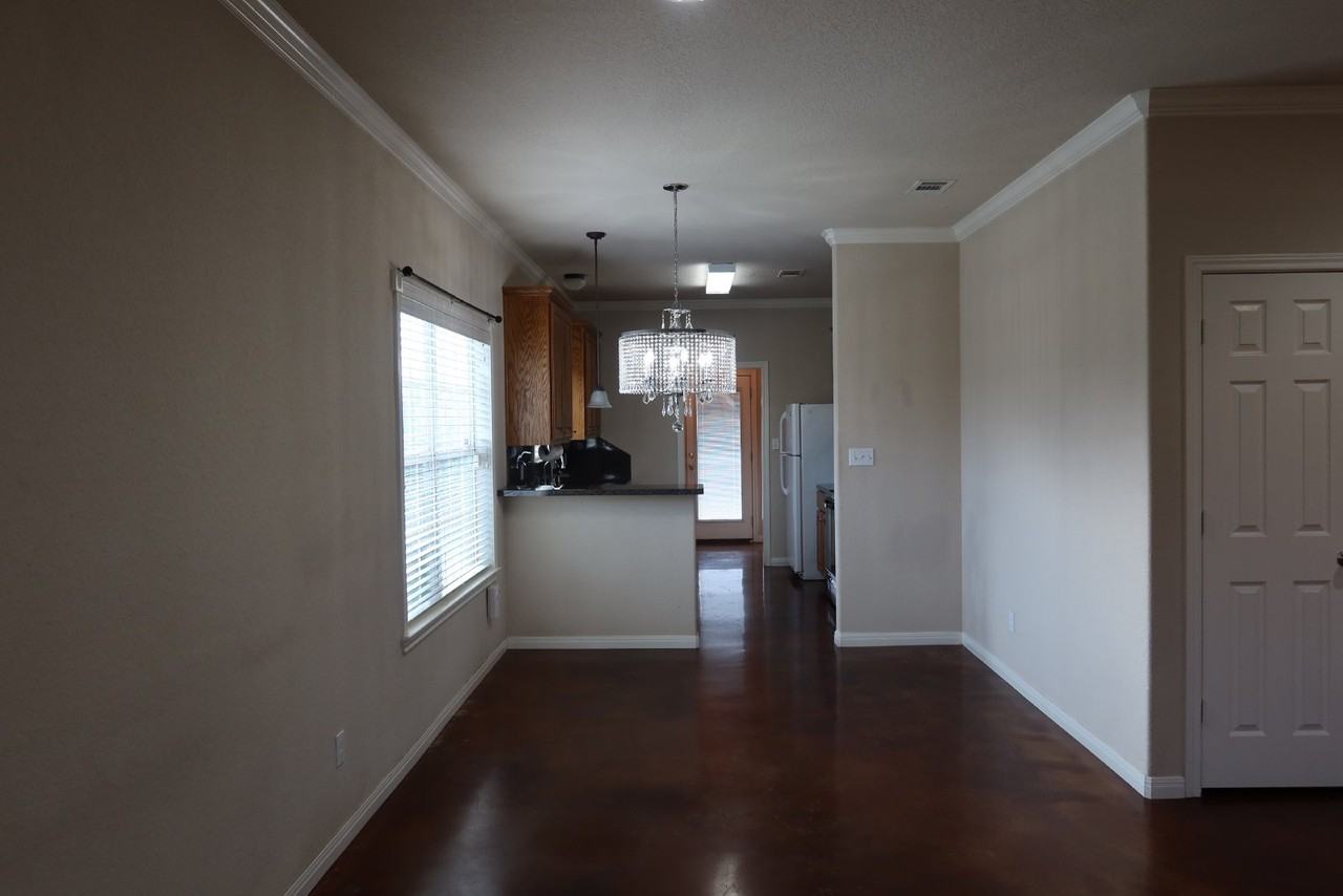 2200 Parrott Ave - Photo 3 of 21