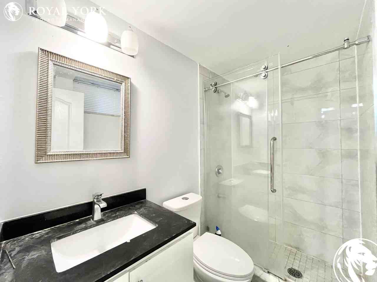 2153 Violet Street, Barrie, Ontario L4N 9M6 Apartments 153 Violet St