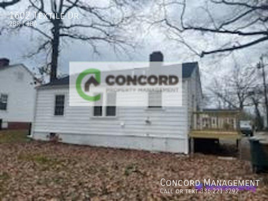 1602 Textile Dr - Photo 3 of 16