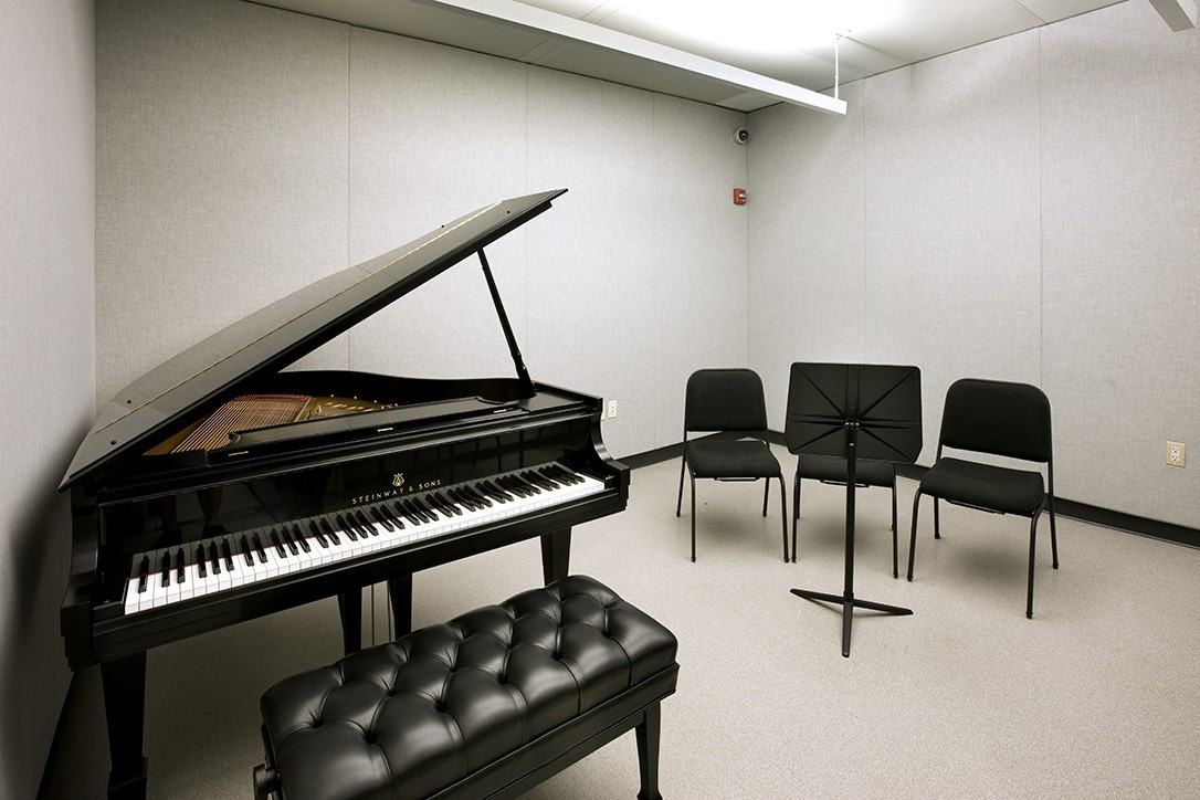 AIRE - Photo 7 of 50