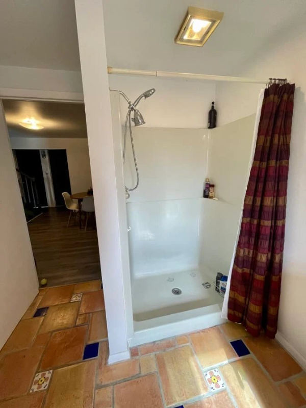 1021 Poole Rd - Photo 2 of 14