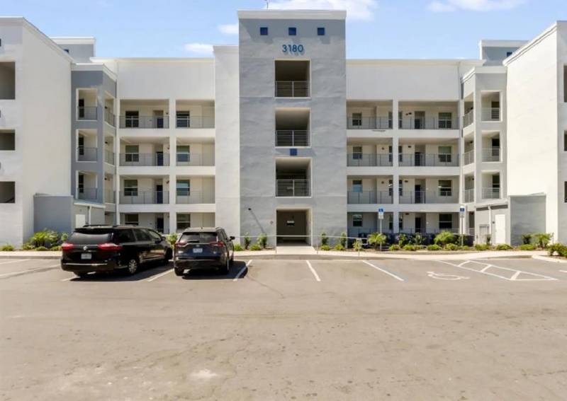 3180 Paradox Cir - Photo 3 of 34