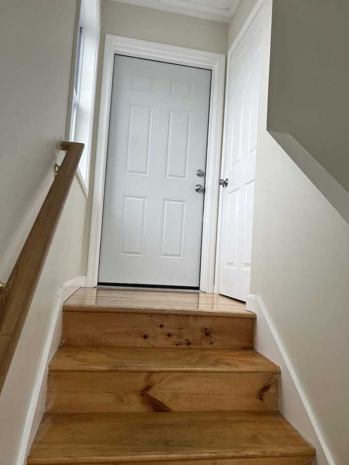 76 Hall St #2ndFL - Photo 3 of 15