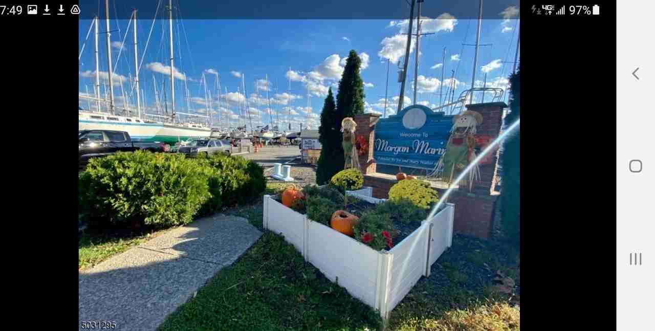 Sunshine Ct #504 - Photo 2 of 25