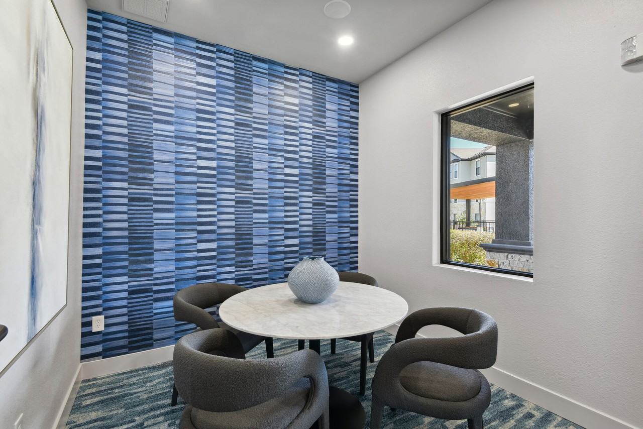 Collier - Photo 6 of 29