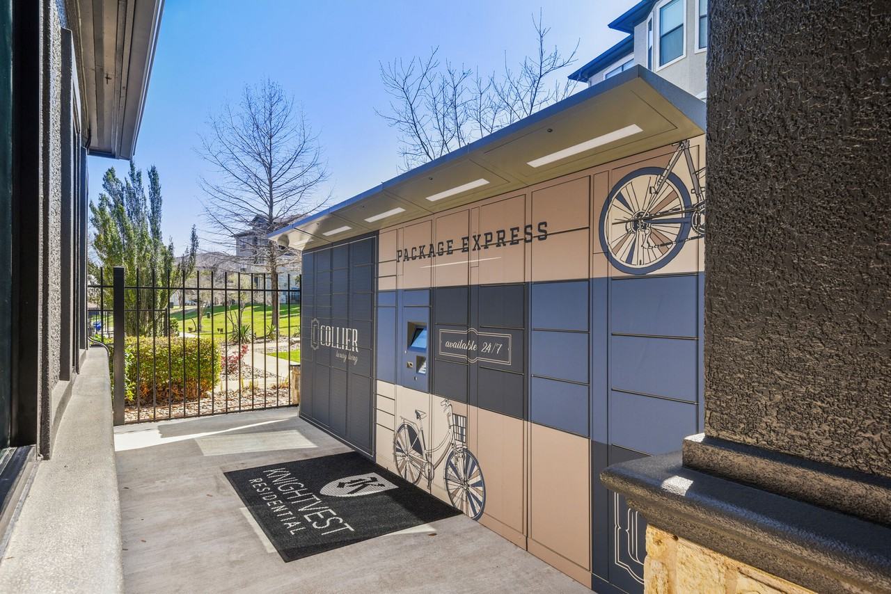 Collier - Photo 7 of 29