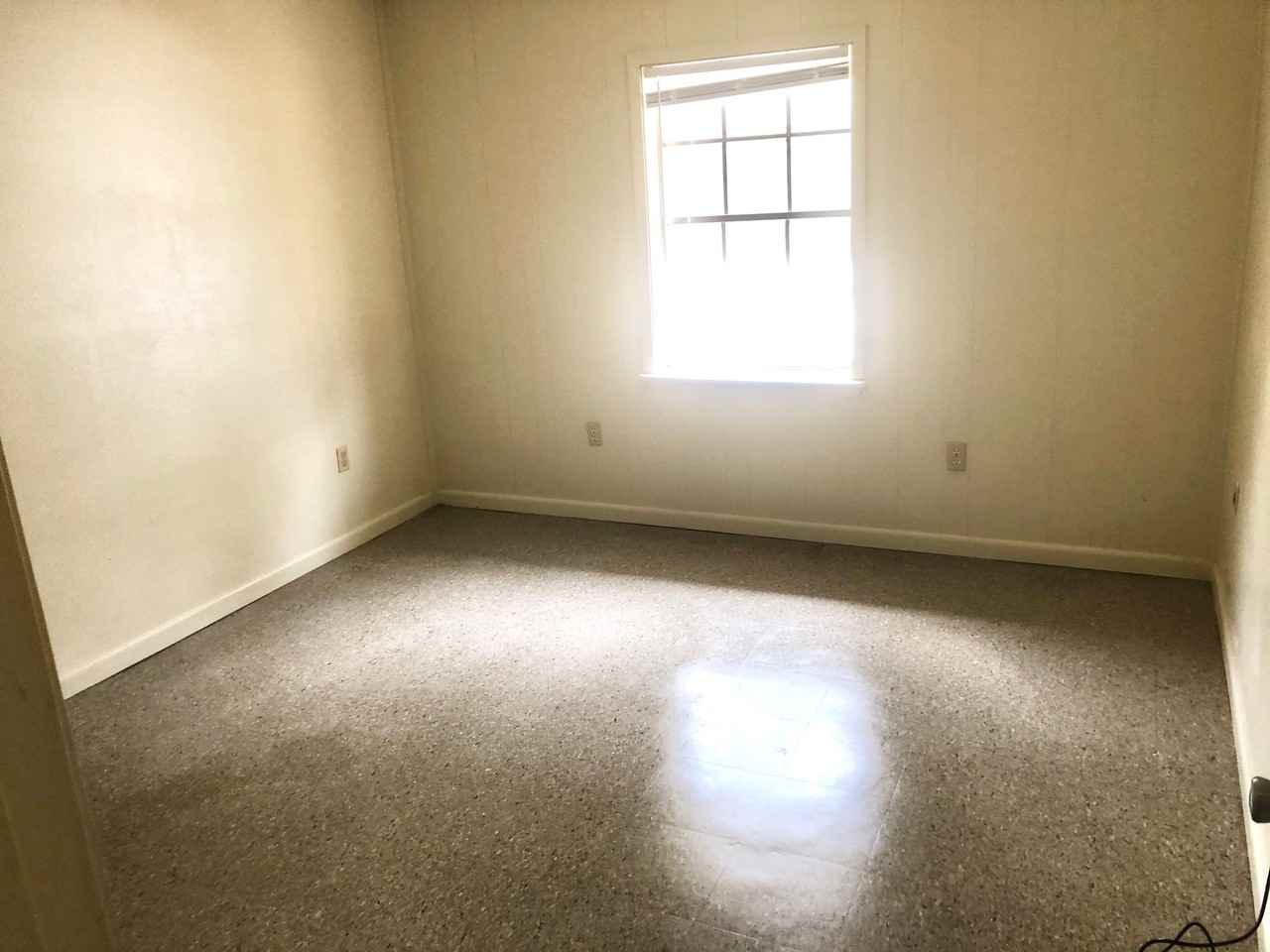 48088 Stafford Rd. - Photo 3 of 4