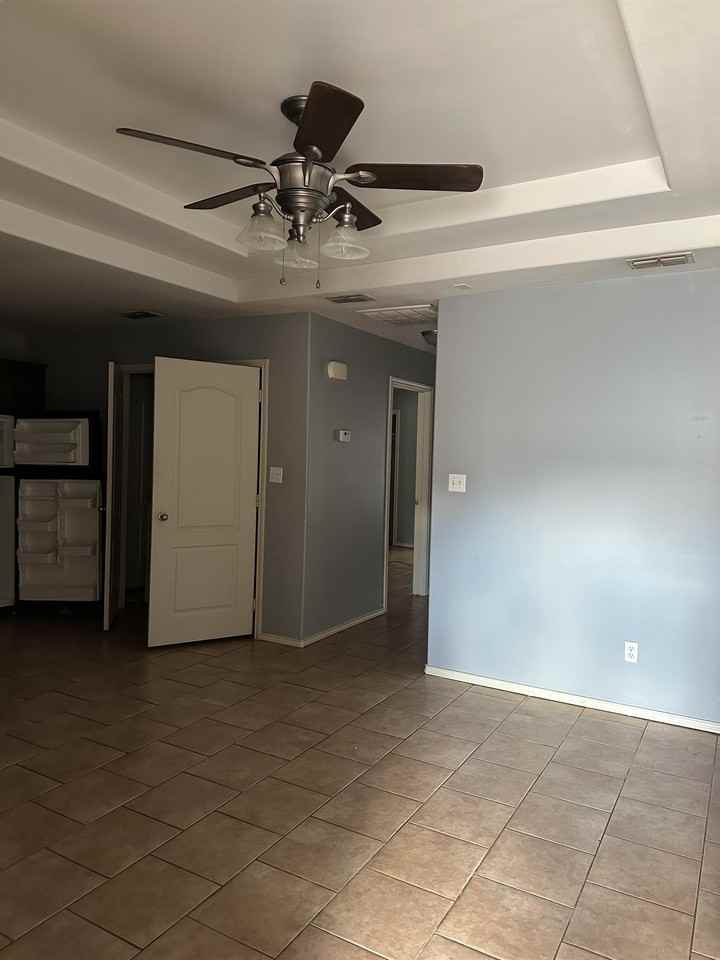 1805 Oasis Dr. Apartments 1805 Oasis Ave, Mission, TX 78572 Zumper