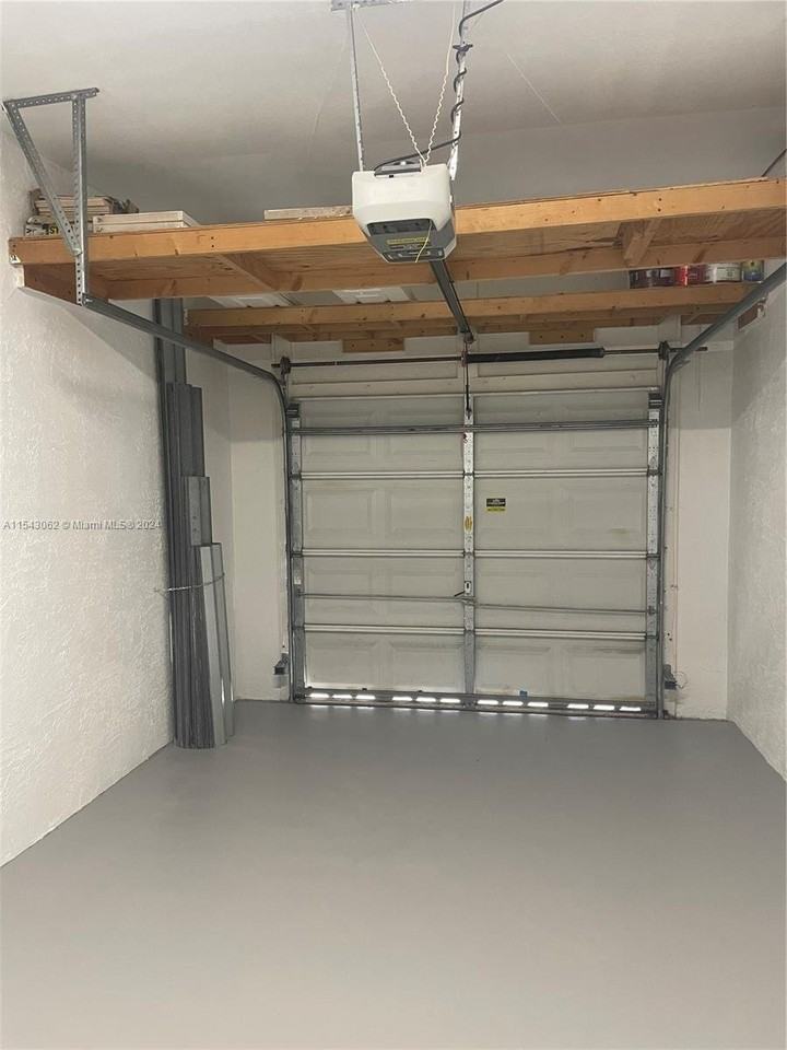 12935 Sw 49th Ct - Photo 2 of 8