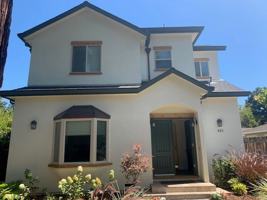featured image of 925 Roble Ave