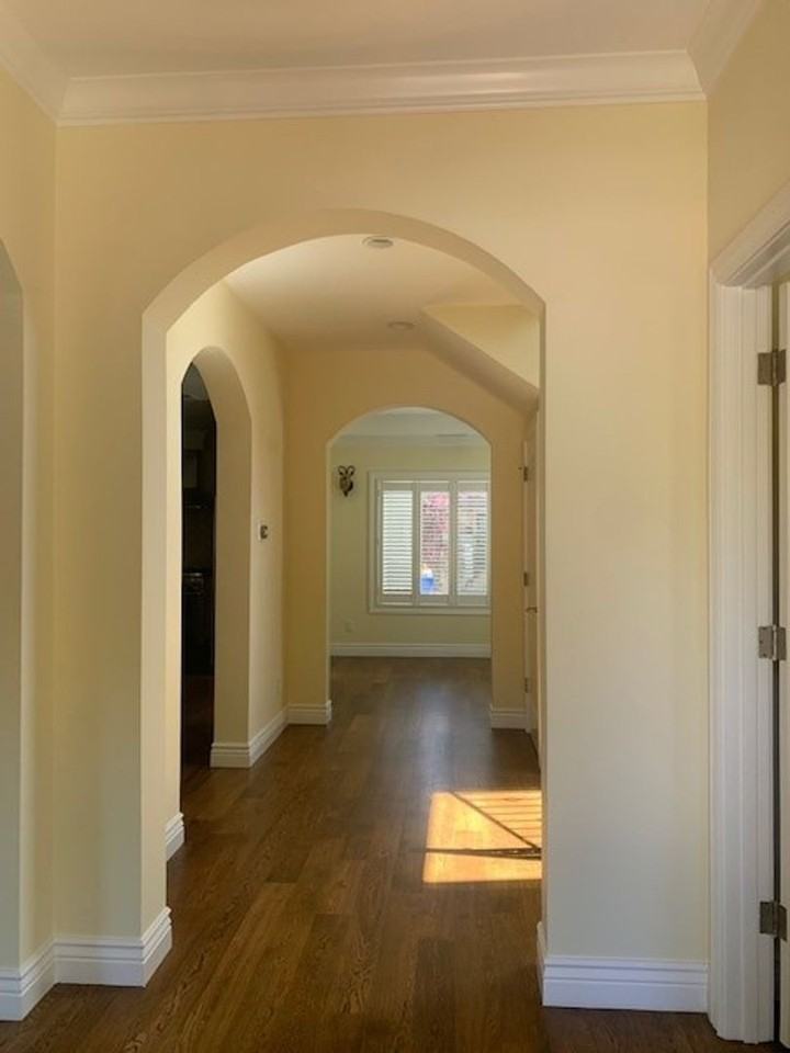 925 Roble Ave - Photo 4 of 29