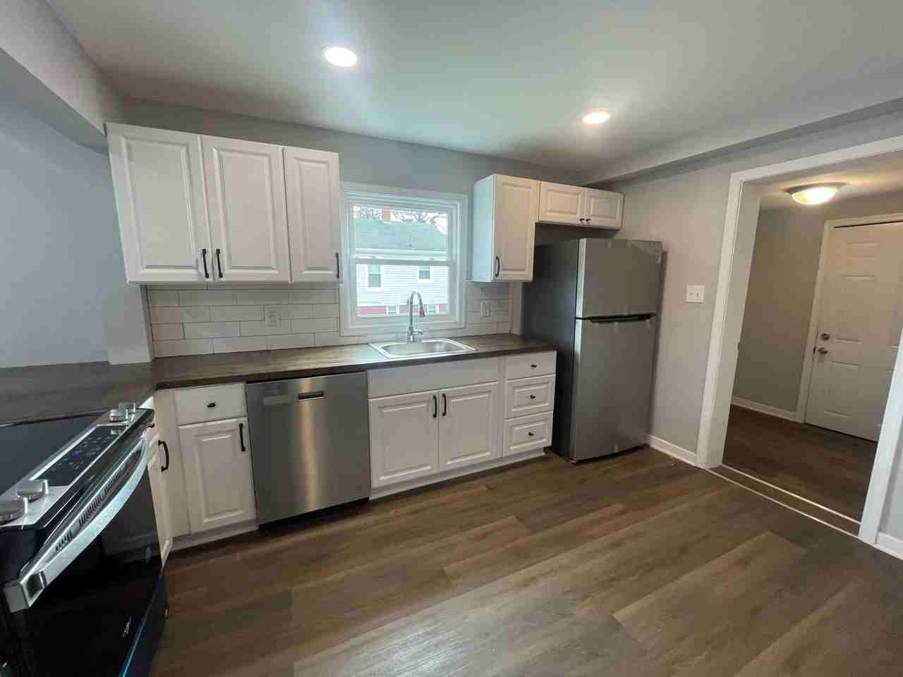 401 Smyth St - Photo 3 of 10