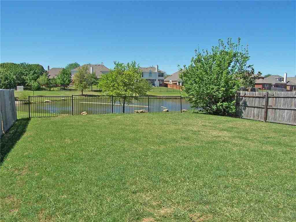 11405 Gloriosa Dr - Photo 2 of 26