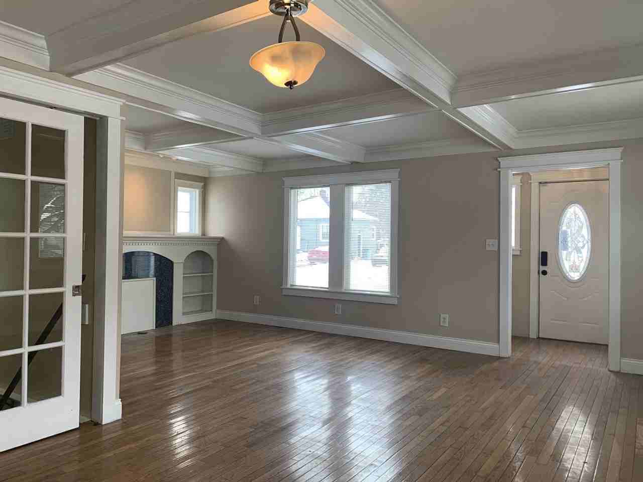 2201 Lyons Ave - Photo 2 of 14