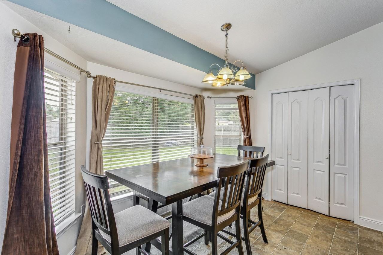 7070 Harvest Way - Photo 2 of 4