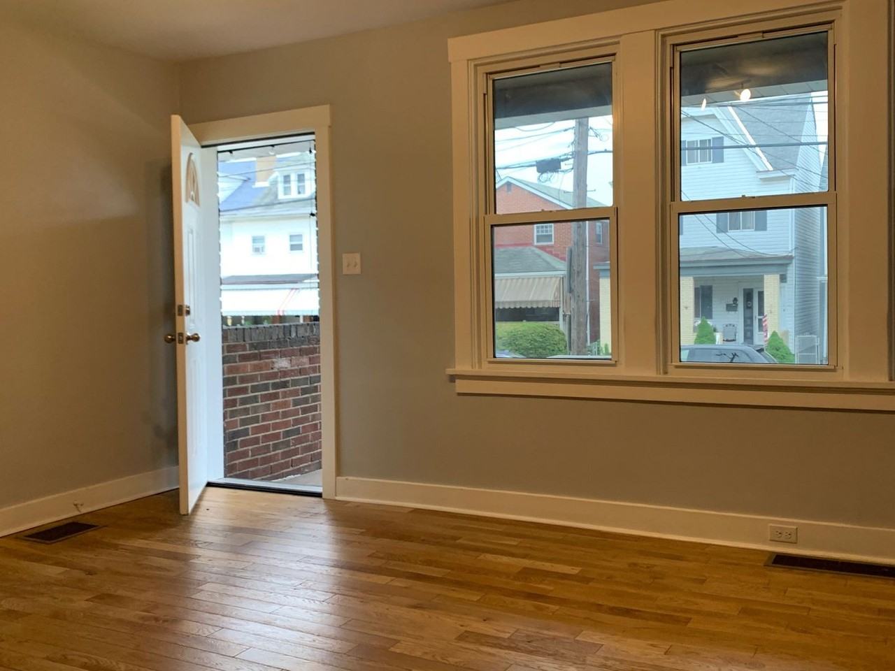 1723 Morningside Ave - Photo 3 of 13