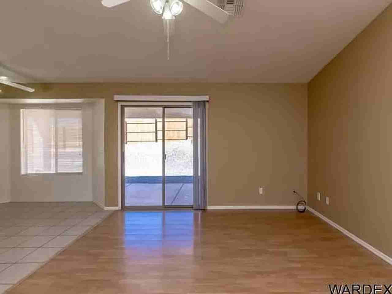 2675 Bluewater Dr - Photo 7 of 27