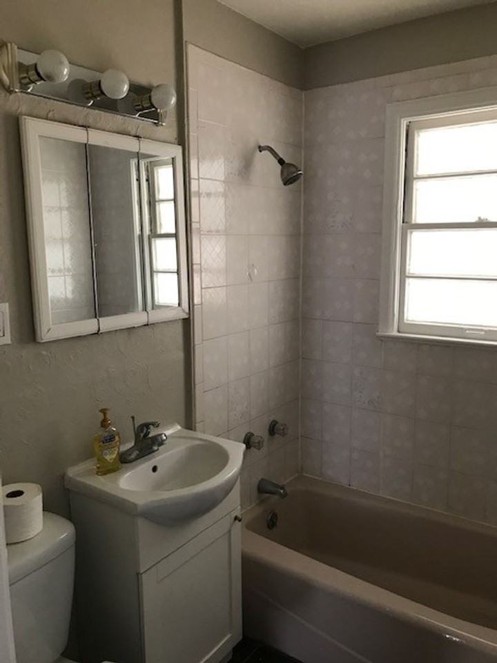 2811 Nuckolls Ave - Photo 3 of 8