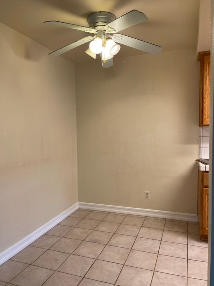 1316 W Valencia Dr - Photo 7 of 23