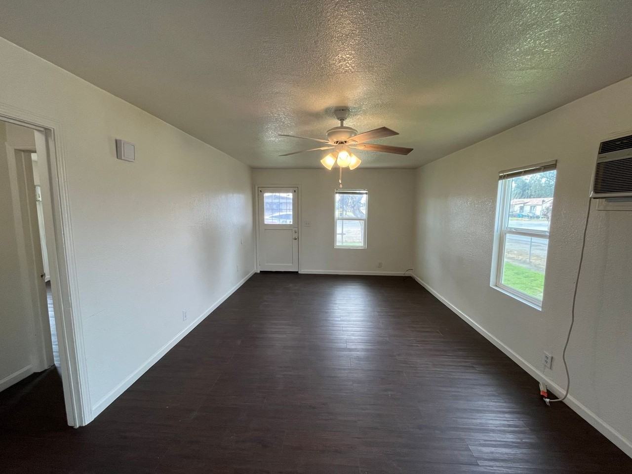 22308 Avenue 152 - Photo 2 of 13