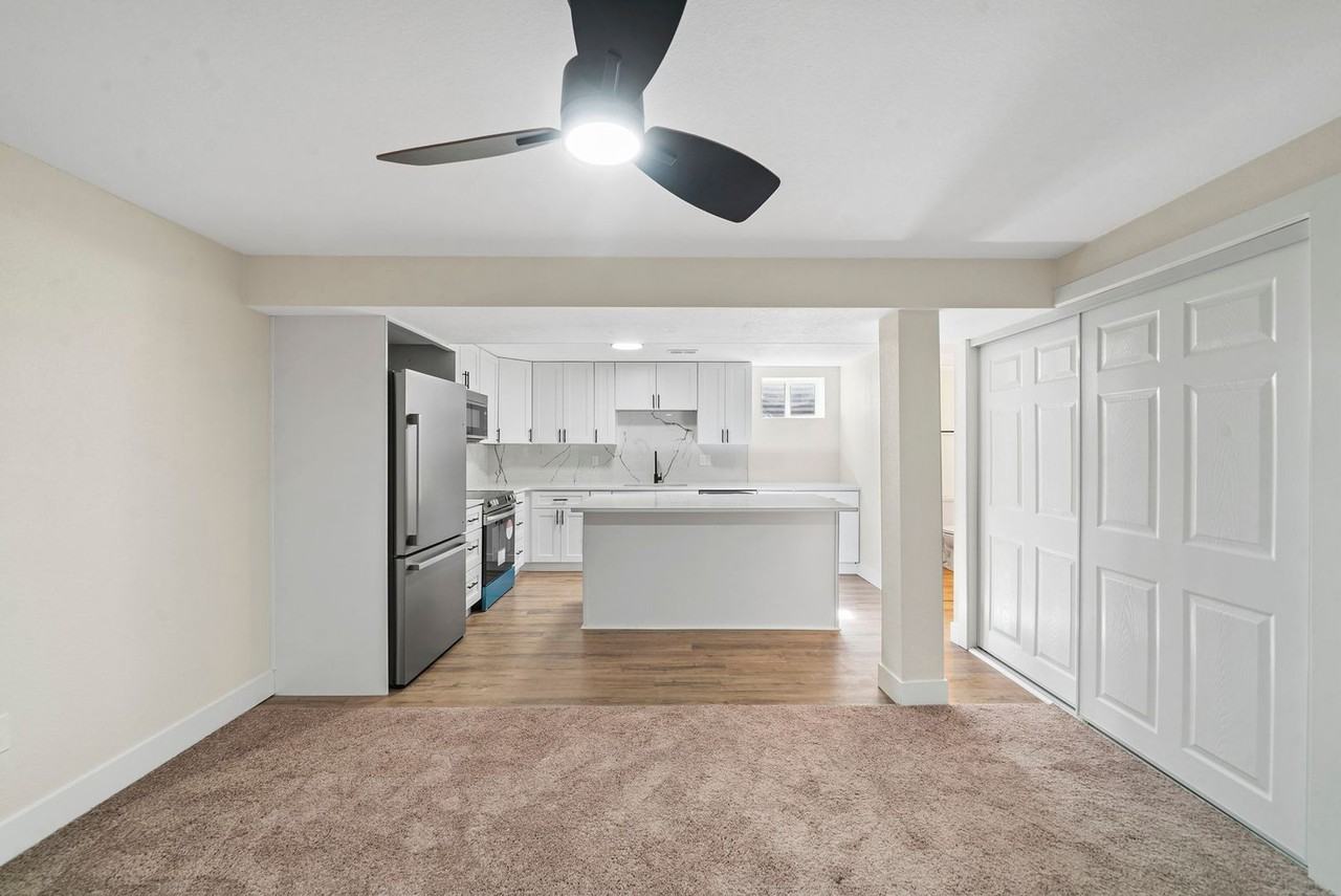 6366 1/2 Julian St - Photo 6 of 11