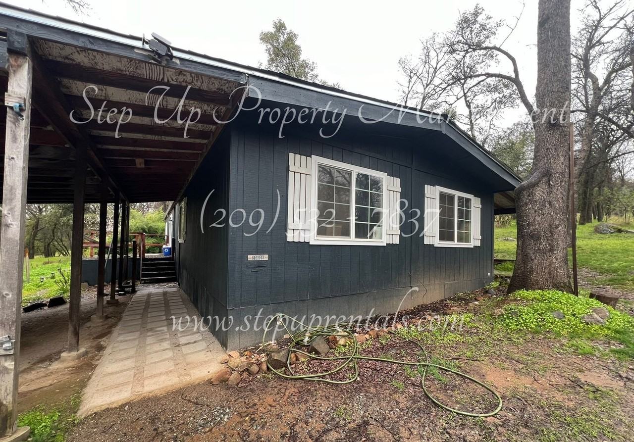 20006 Dambacher Dr - Photo 2 of 5