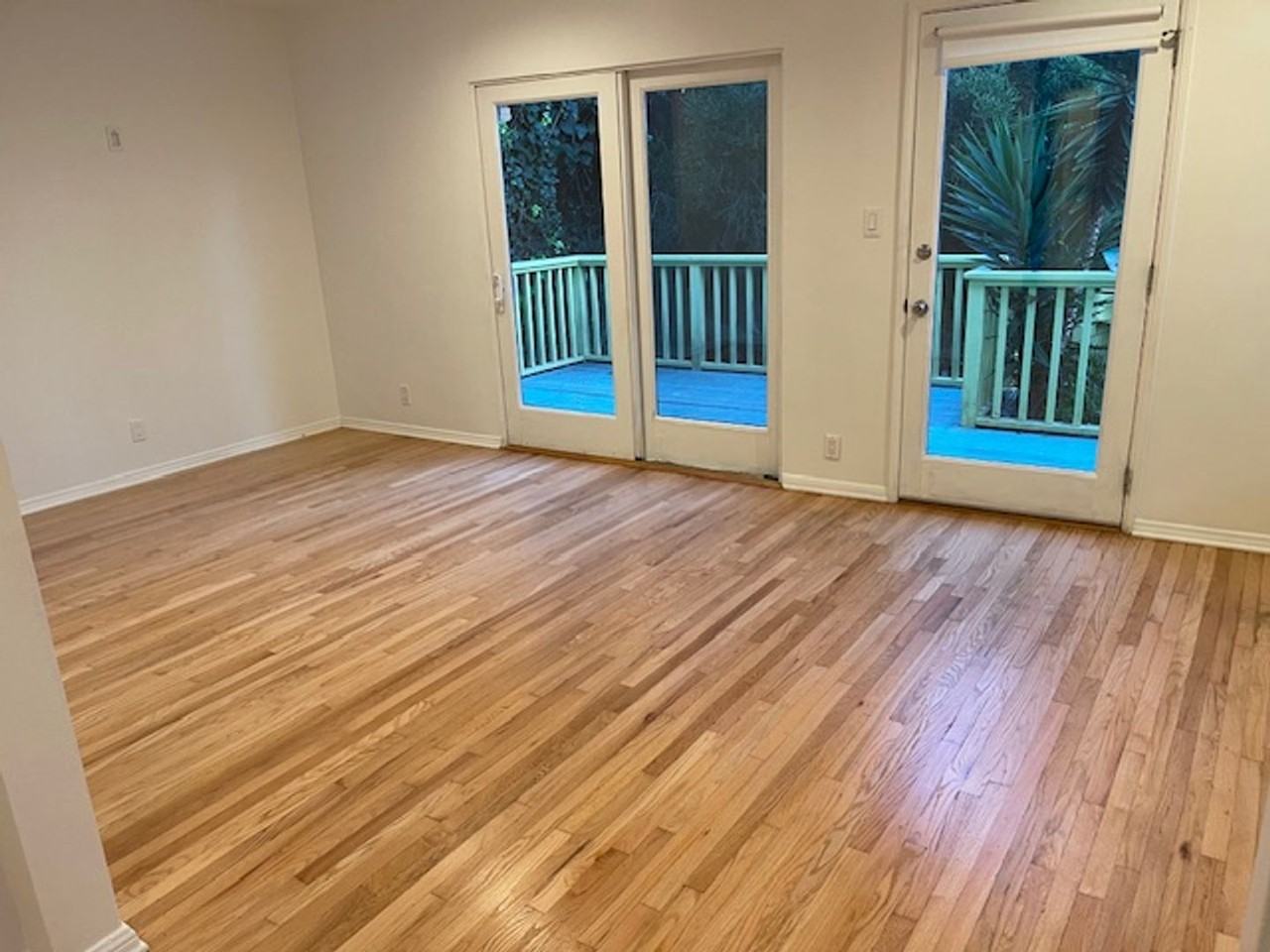 41-47 Thornton Ave - Photo 4 of 32