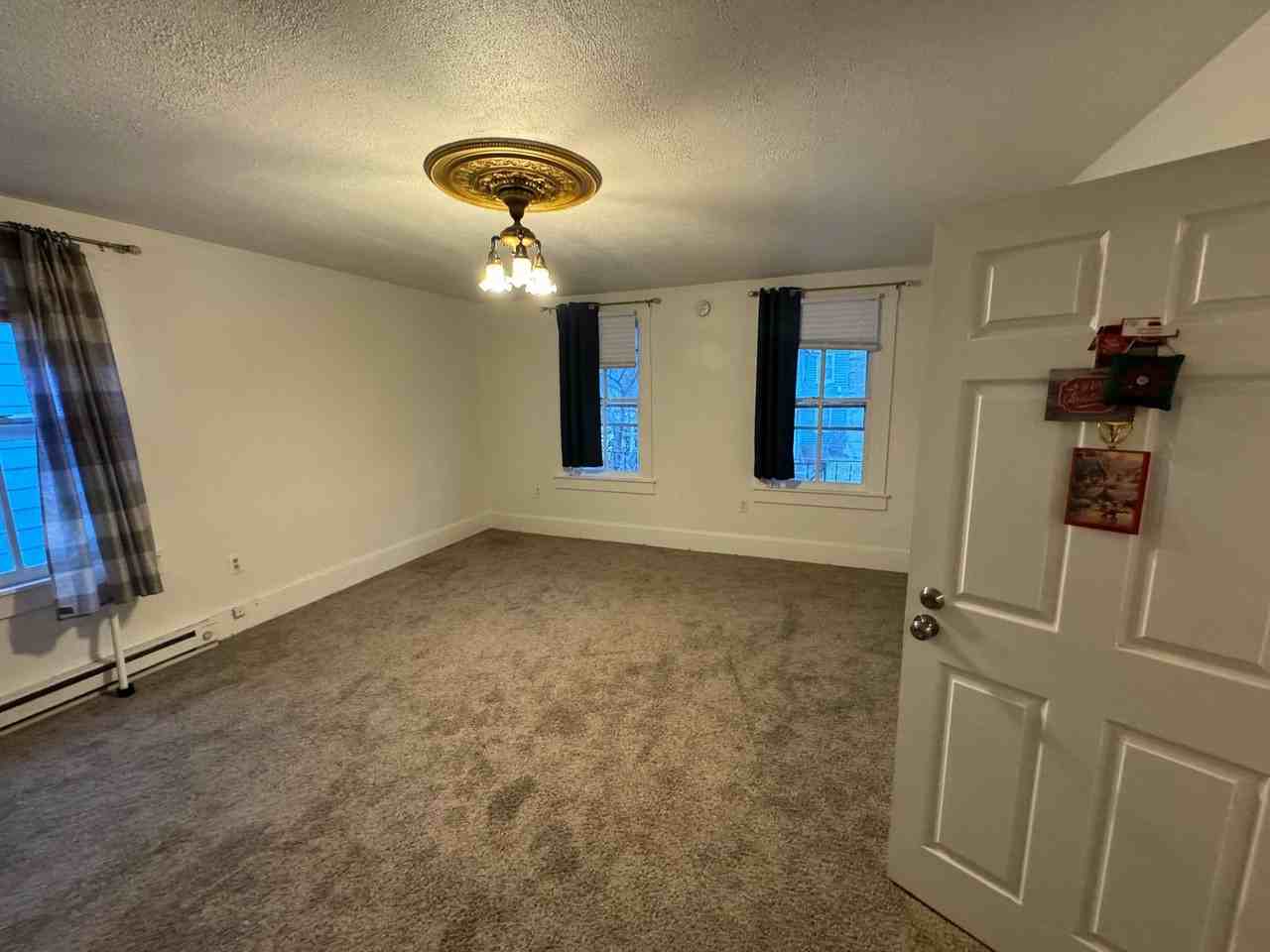109 S Washington St - Photo 2 of 13