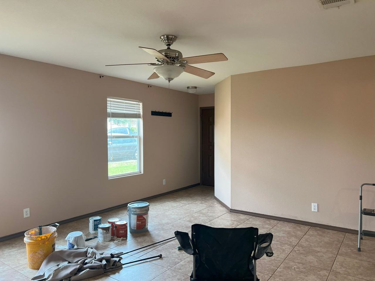 104 Briar St - Photo 4 of 18
