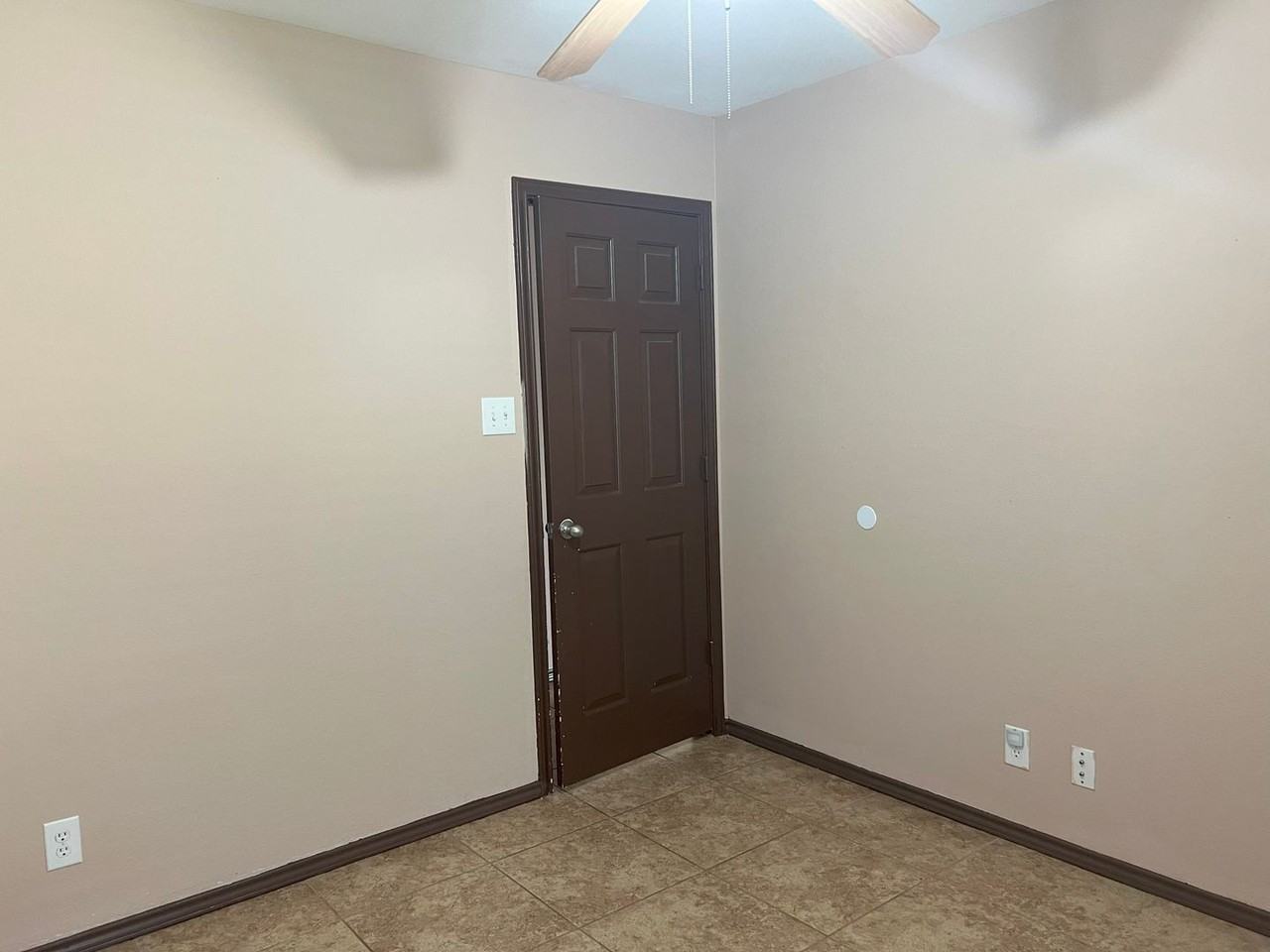 104 Briar St - Photo 6 of 18