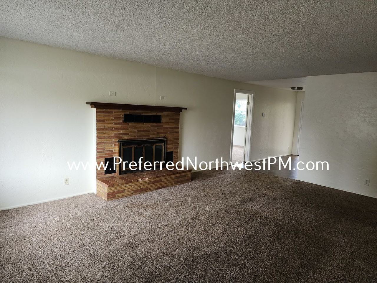 154 Howard Ave - Photo 2 of 9