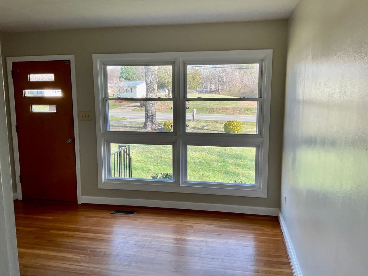 1804 Country Club Rd - Photo 2 of 20