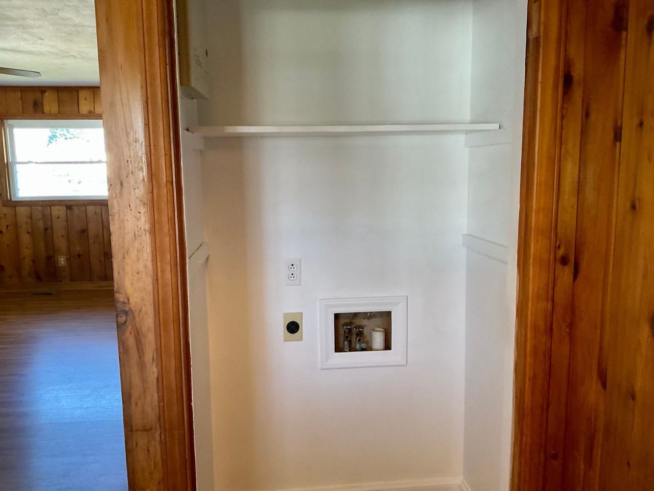1804 Country Club Rd - Photo 7 of 20
