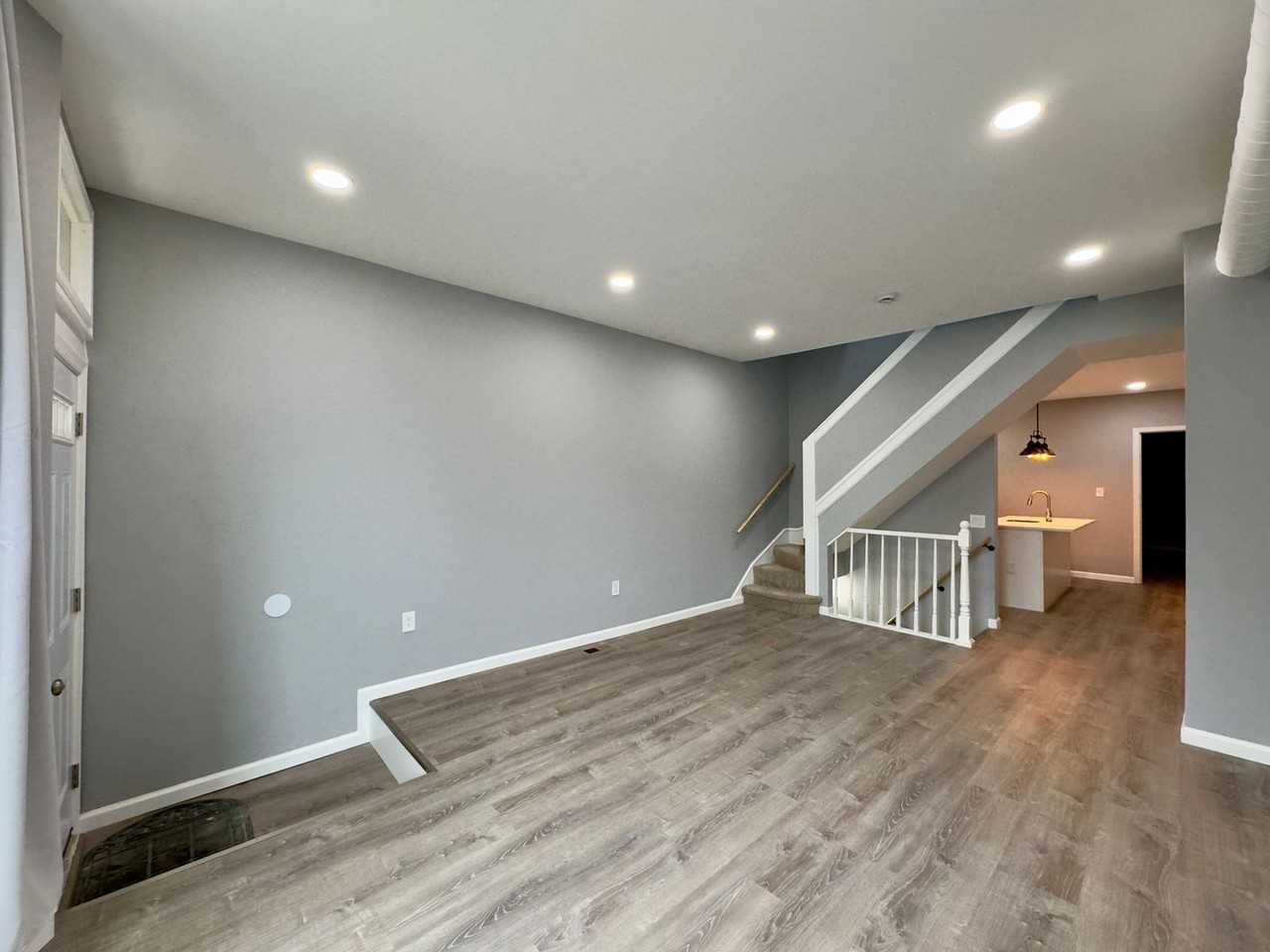 3331 Beech Ave - Photo 5 of 28