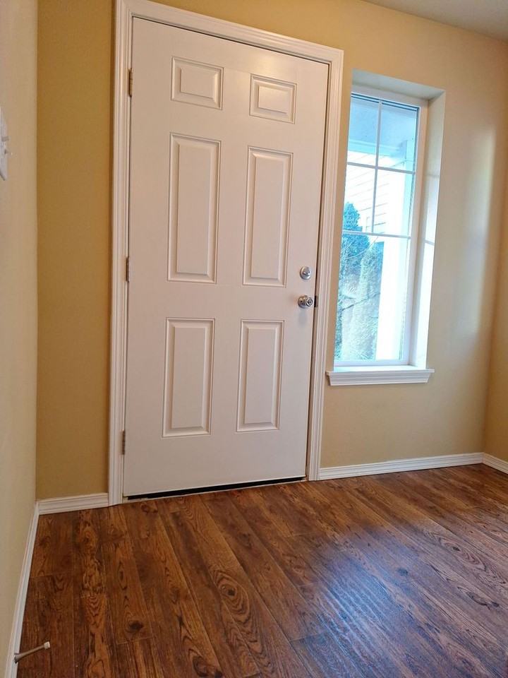 293 Ne Miramar Cir - Photo 5 of 50