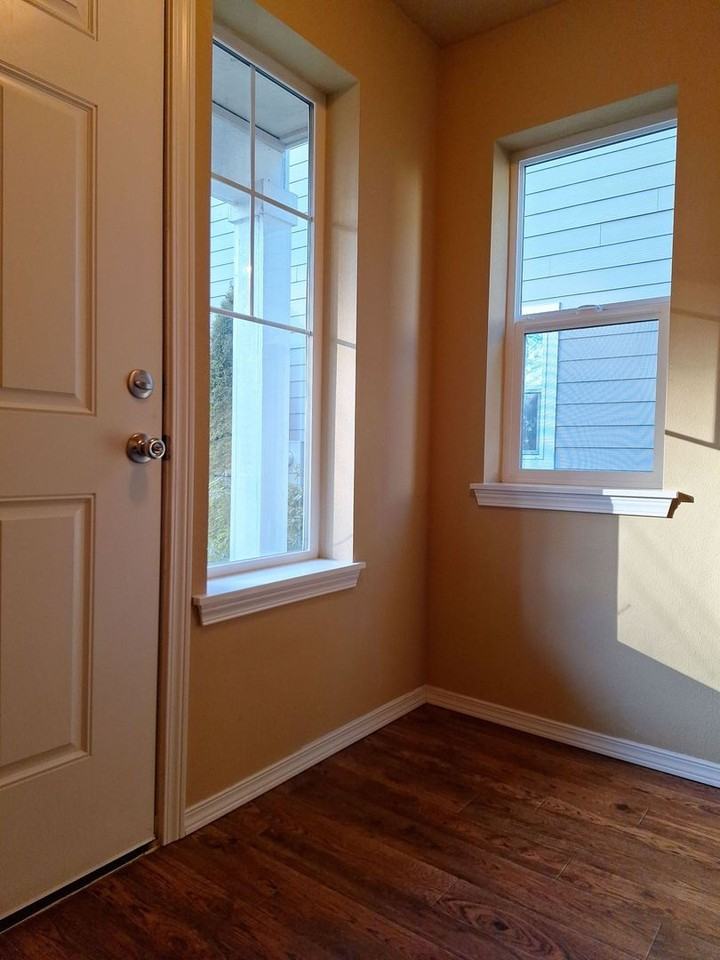 293 Ne Miramar Cir - Photo 6 of 50