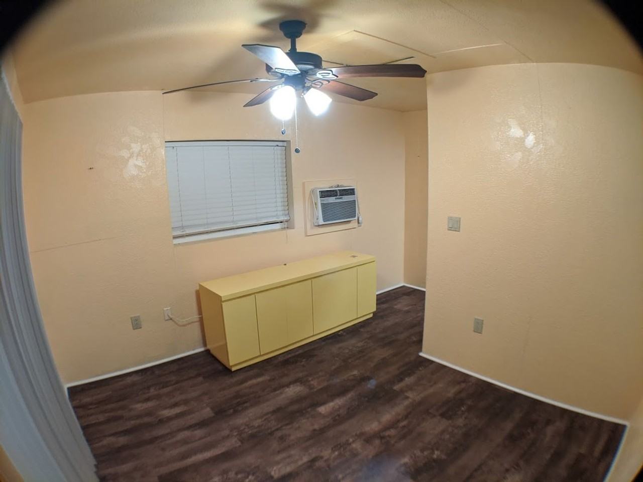 5738 Palmer Blvd - Photo 6 of 33