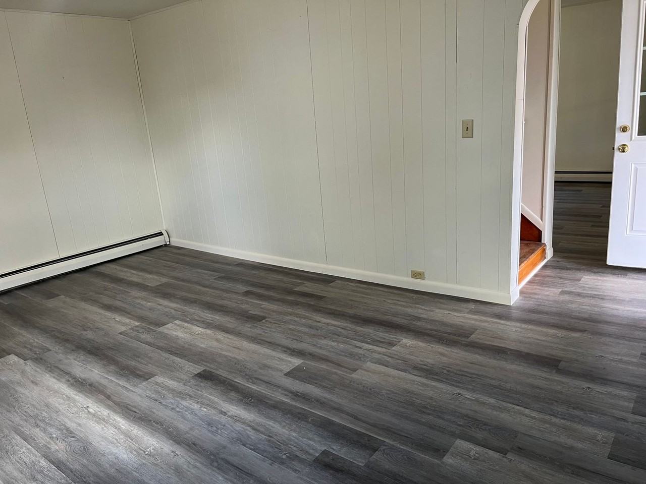 145 Grove St - Photo 5 of 35